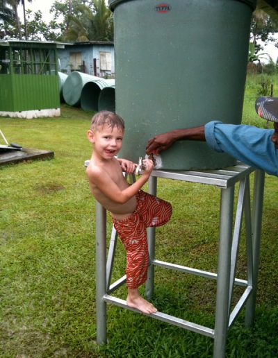 Tadji at a water tank